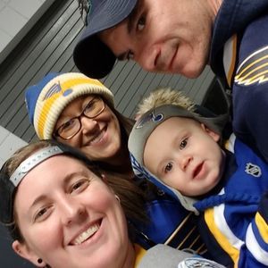 Meet your Posher, Deven